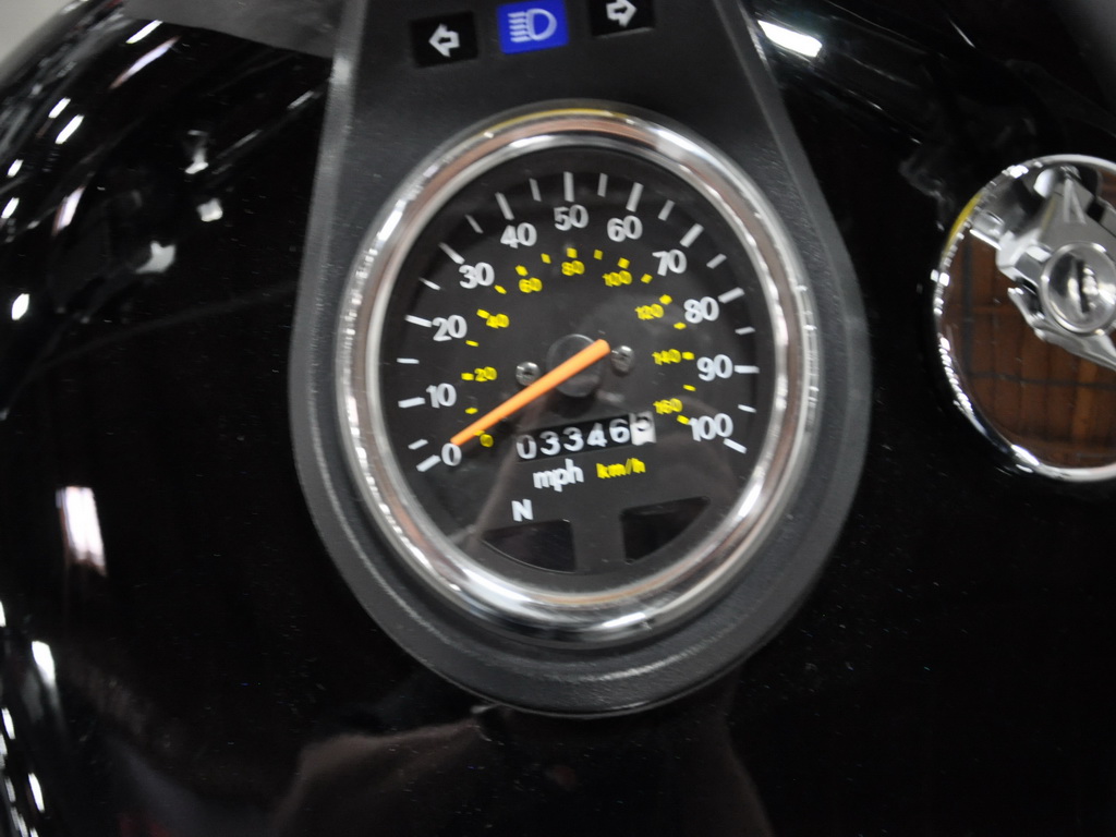 Купить мотоцикл Suzuki S40 Boulevard 2009 фото 16